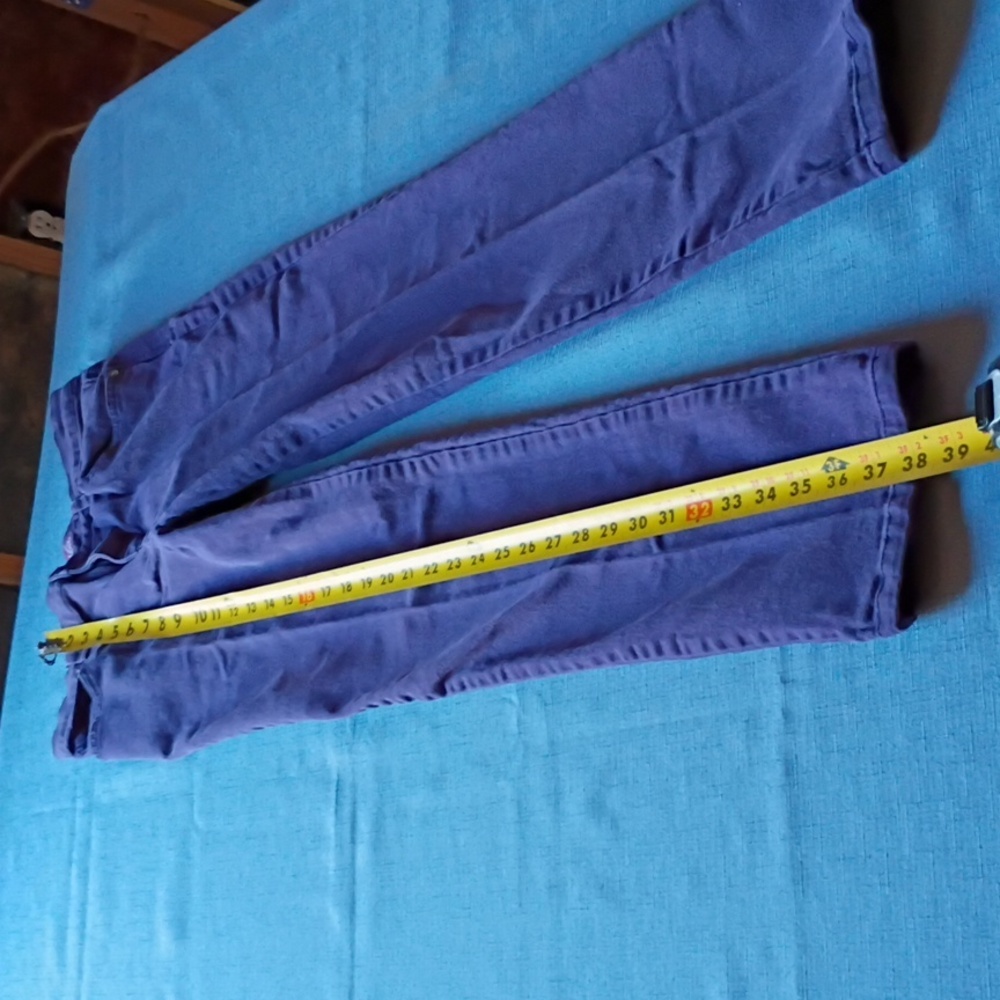 Gloria Vanderbilt Women's Straight Leg Jeans in Lavender - Picture 7 of 8